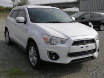 MITSUBISHI RVR 2013
