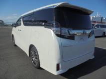 TOYOTA VELLFIRE 2017