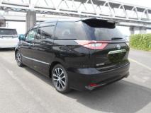 TOYOTA ESTIMA 2016