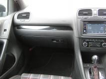 VOLKSWAGEN GOLF 2011