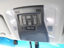 TOYOTA VELLFIRE 2017