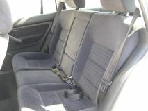 VOLKSWAGEN GOLF WAGON 2002