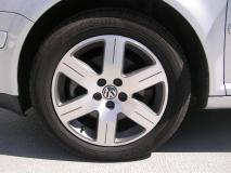 VOLKSWAGEN GOLF WAGON 2002