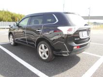 MITSUBISHI OUTLANDER 2013
