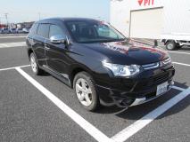 MITSUBISHI OUTLANDER 2013
