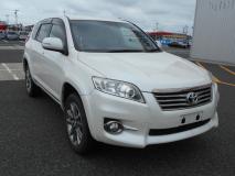 TOYOTA VANGUARD 2013