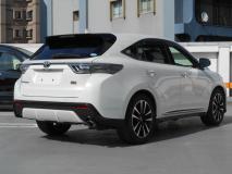 TOYOTA HARRIER 2017