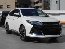 TOYOTA HARRIER 2017