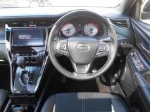 TOYOTA HARRIER 2017