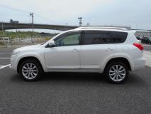 TOYOTA VANGUARD 2011