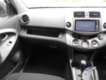 TOYOTA VANGUARD 2011