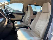 TOYOTA VELLFIRE 2017