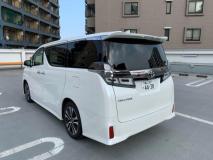 TOYOTA VELLFIRE 2018