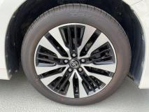 TOYOTA VELLFIRE 2018