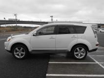 MITSUBISHI OUT LANDER 2009
