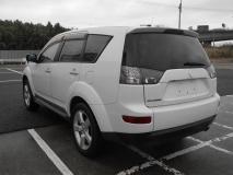 MITSUBISHI OUT LANDER 2009