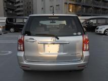 TOYOTA RAUM 2009