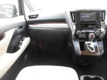 TOYOTA VELLFIRE 2018