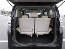 TOYOTA VELLFIRE 2018