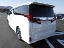 TOYOTA ALPHARD 2018