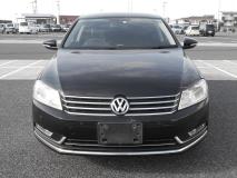VOLKSWAGEN PASSAT 2012