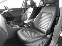 VOLKSWAGEN PASSAT 2012