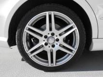 MERCEDES BENZ E-CLASSE 2012