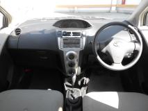 TOYOTA VITZ 2006
