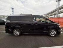 TOYOTA VELLFIRE 2018