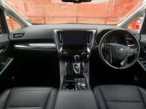 TOYOTA VELLFIRE 2018