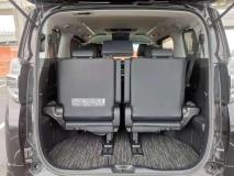 TOYOTA VELLFIRE 2018