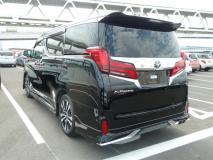 TOYOTA ALPHARD 2018