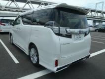 TOYOTA VELLFIRE 2017