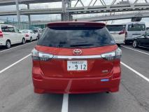 TOYOTA WISH 2017
