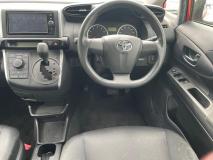 TOYOTA WISH 2017