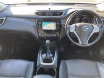 NISSAN X-TRAIL 2015