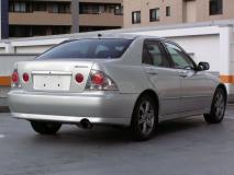 TOYOTA ALTEZZA 2000