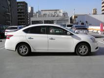 NISSAN SYLPHY 2013
