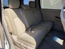 NISSAN ELGRAND 2010