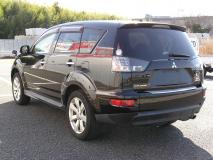 MITSUBISHI OUTLANDER 2010