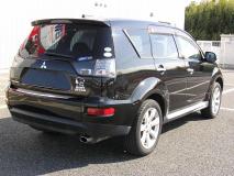 MITSUBISHI OUTLANDER 2010