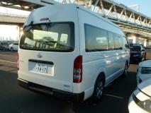 TOYOTA HIACE VAN 2022