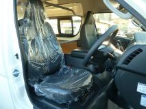 TOYOTA HIACE VAN 2022