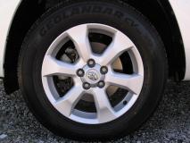 TOYOTA VANGUARD 2011