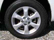 TOYOTA VANGUARD 2011