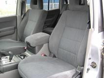 MITSUBISHI PAJERO 2004