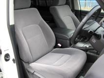 TOYOTA LAND CRUISER 2011