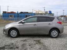 TOYOTA AURIS 2012