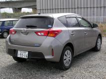 TOYOTA AURIS 2012