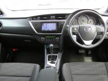 TOYOTA AURIS 2012